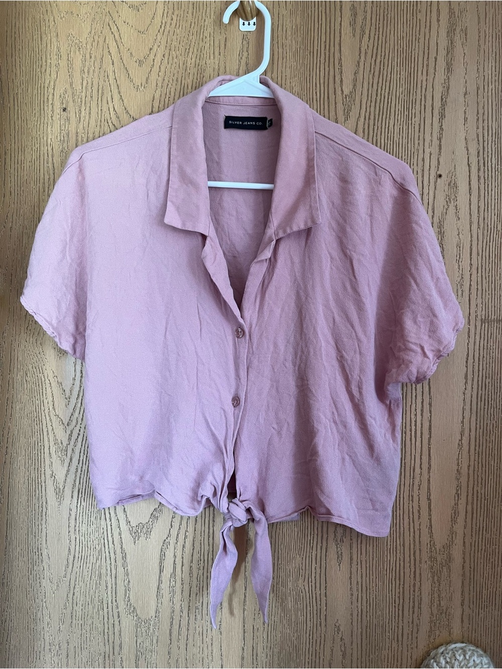 Silver Jean Co. dusty rose tie shirt M